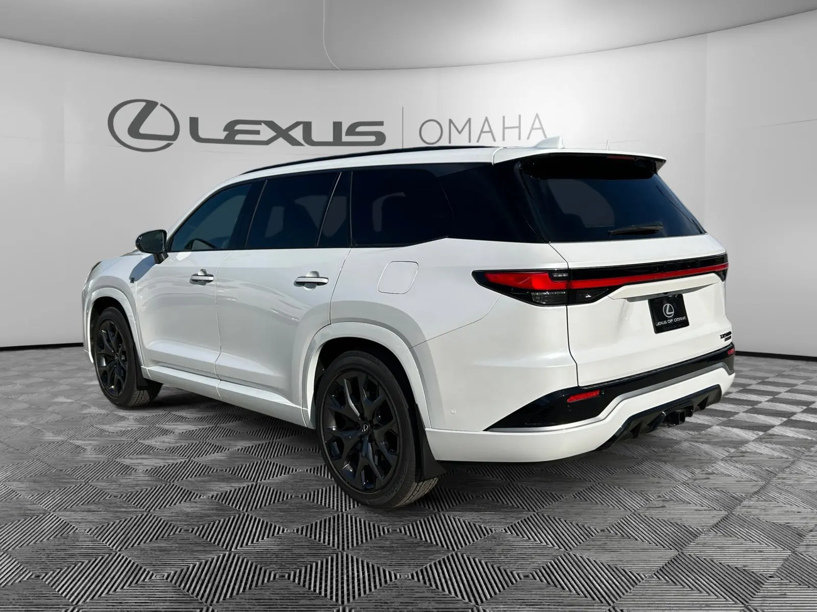 2025 Lexus TX 500h F SPORT Performance Premium photo 3