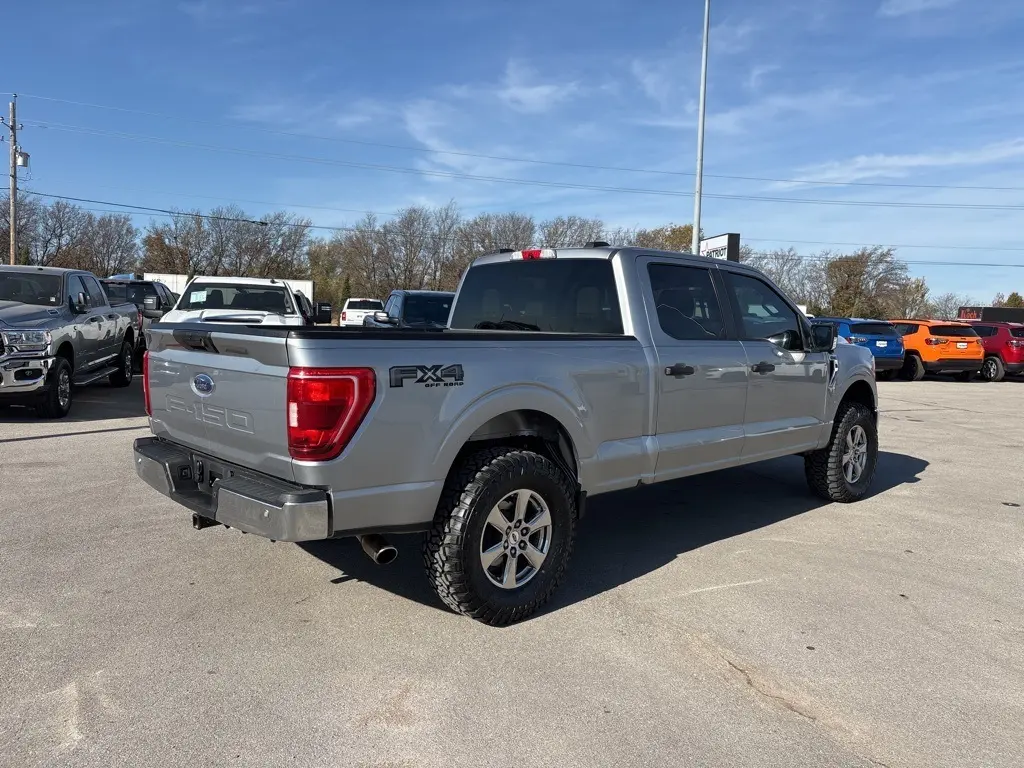 2022 Ford F-150 XLT photo 3