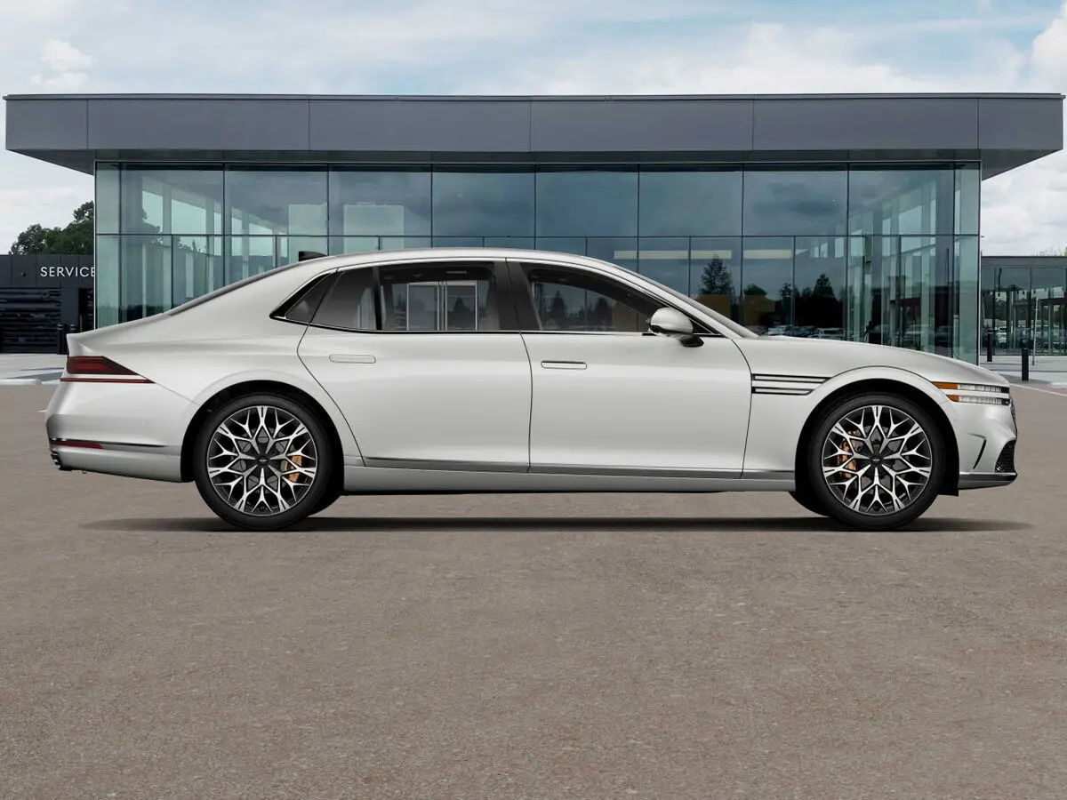 2026 Genesis G90 3.5T AWD photo 4