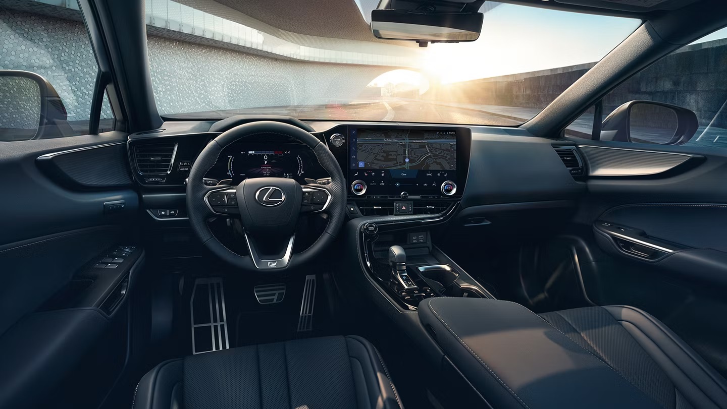 2025 Lexus NX 350h Dashboard