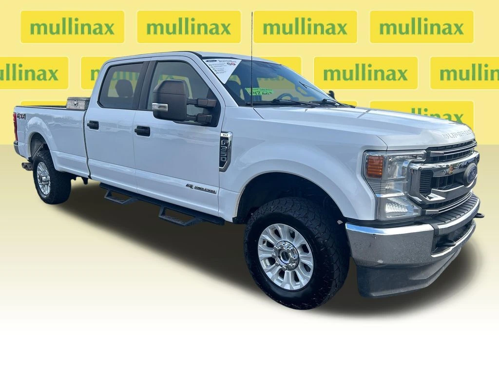 2022 Ford F-350 XLT 4x4 Crew Cab 6-1/2' Box SRW's photo