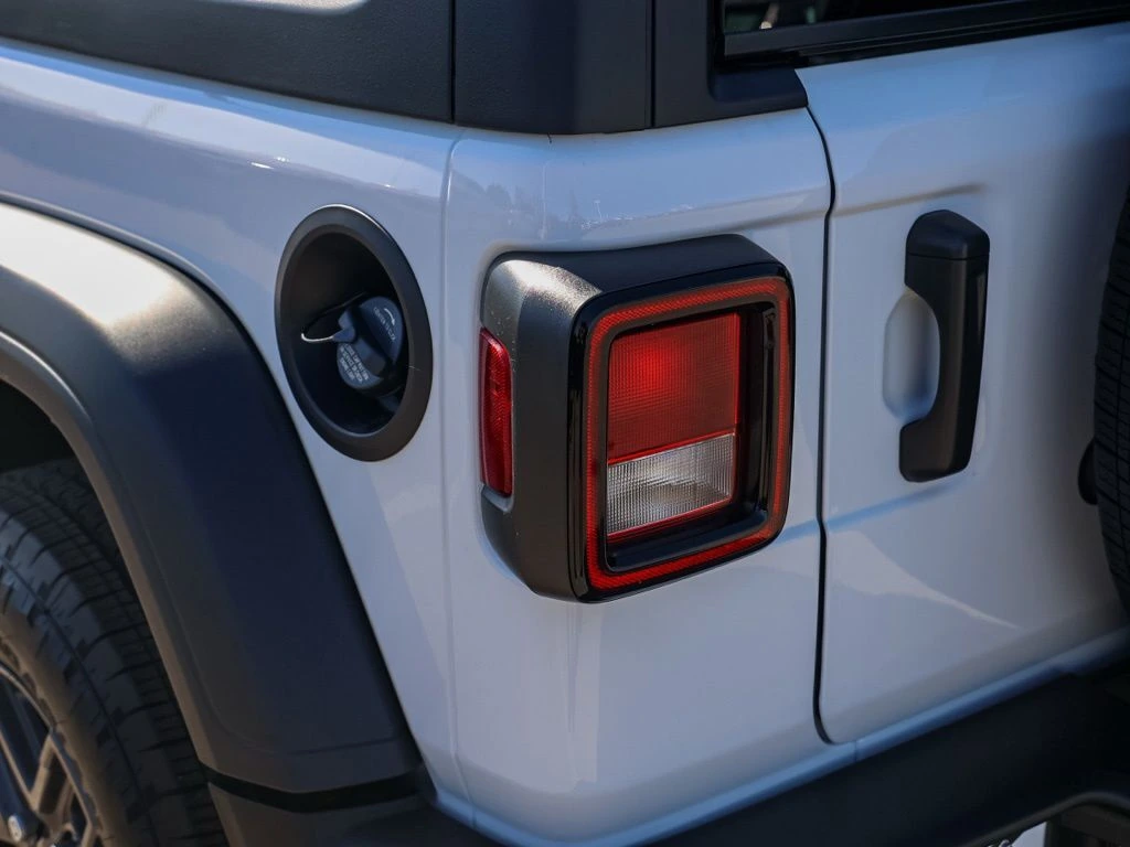 2026 Jeep Wrangler 4-Door Sport - Photo 7