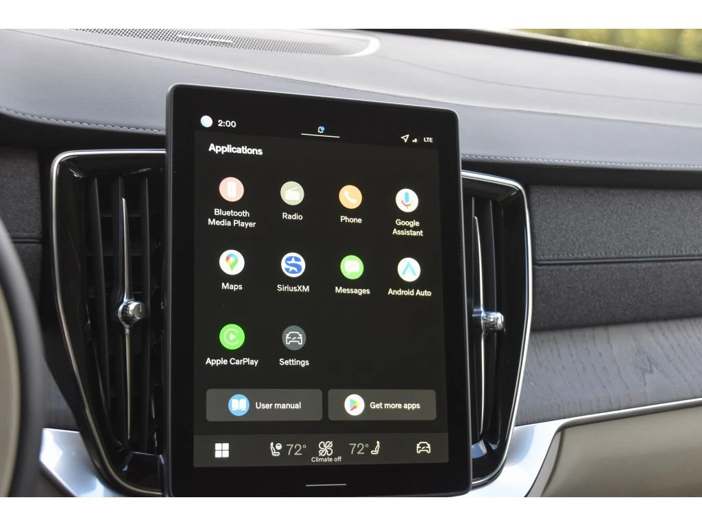 2026 Volvo - image 20