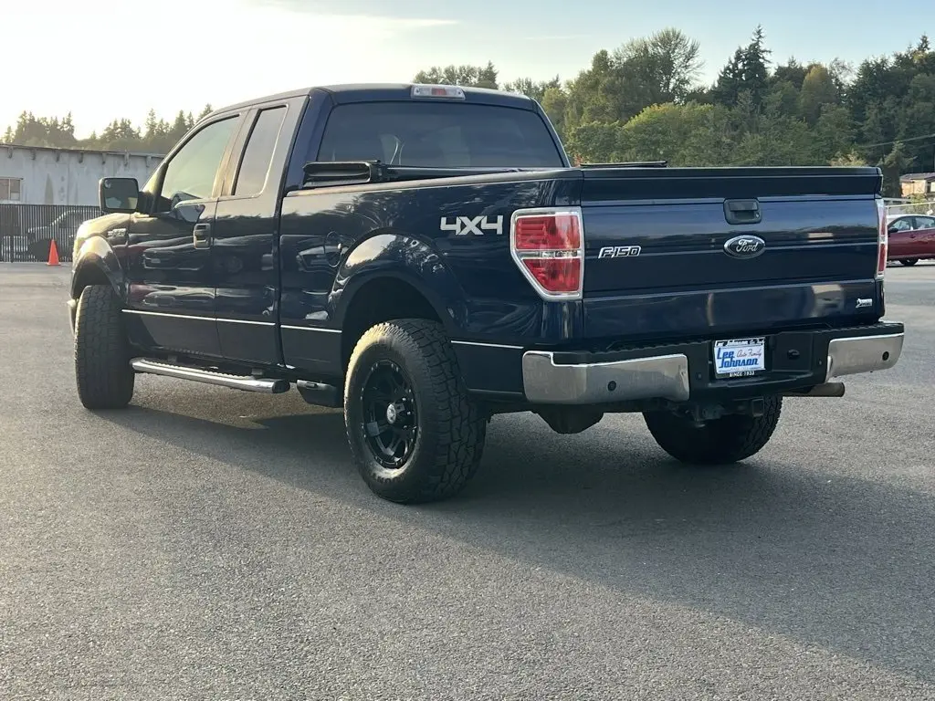 2010 Ford F-150 XLT photo 5