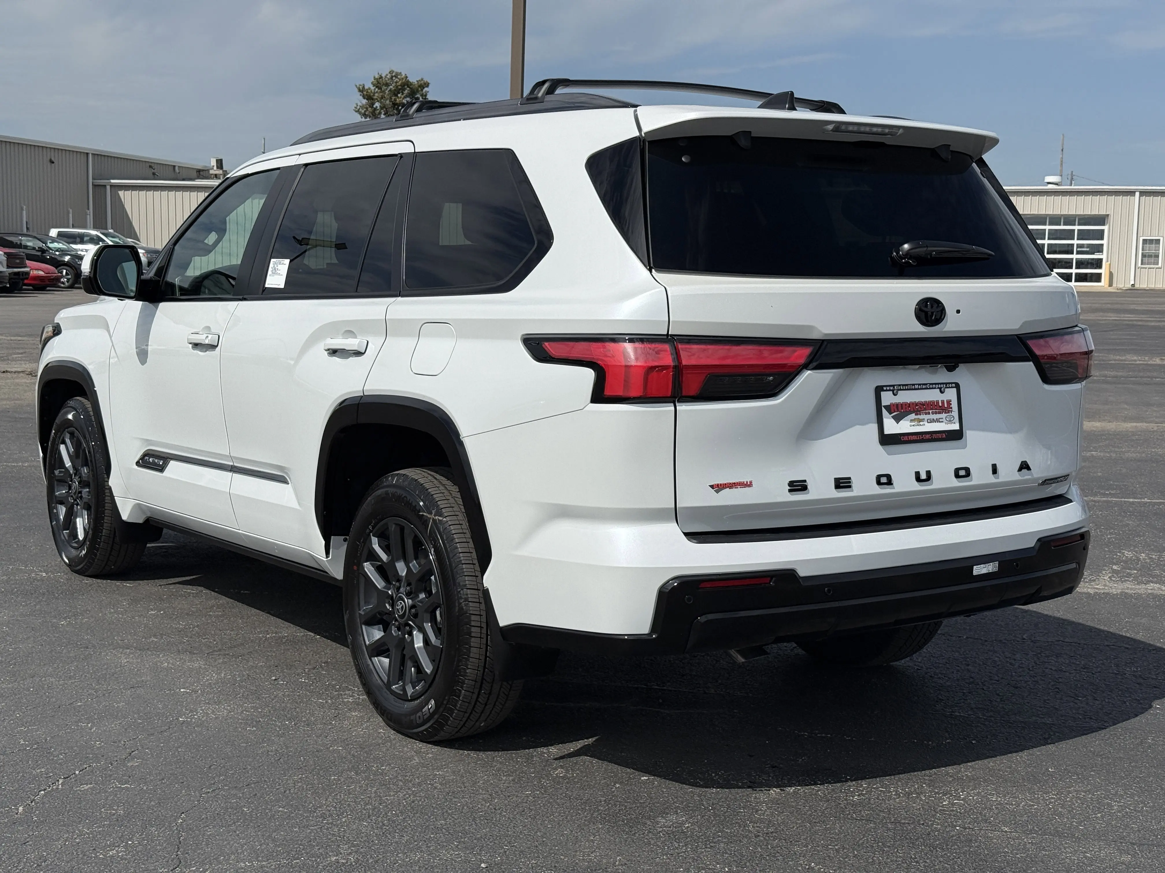 2026 Toyota Sequoia Platinum photo 4