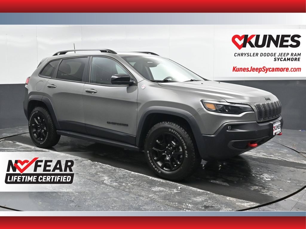 2023 Jeep Cherokee Trailhawk