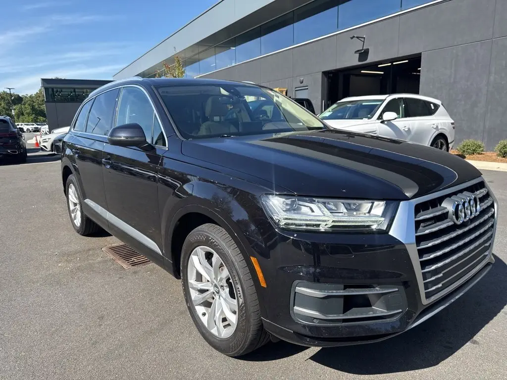 2019 Audi Q7 Premium Plus