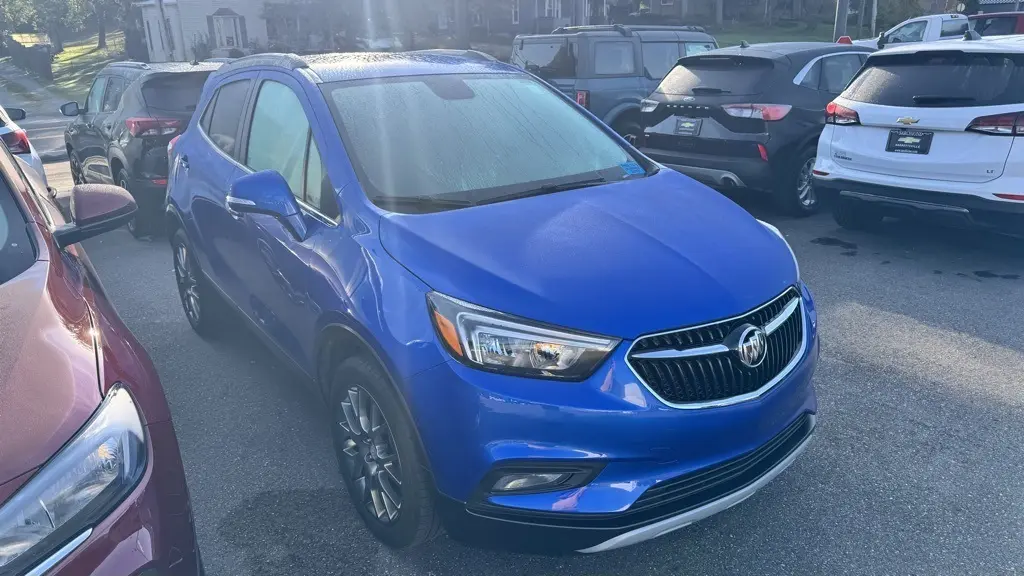 2018 Buick Encore Sport Touring photo 2
