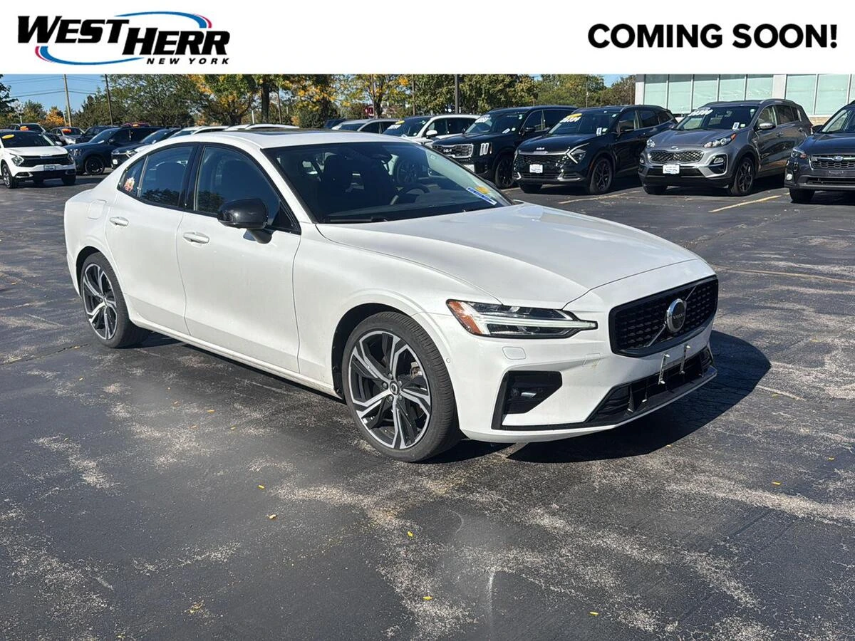 2024 Volvo S60 Plus