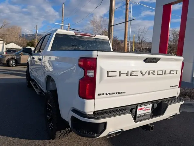 2019 Chevrolet Silverado 1500 Custom photo 4