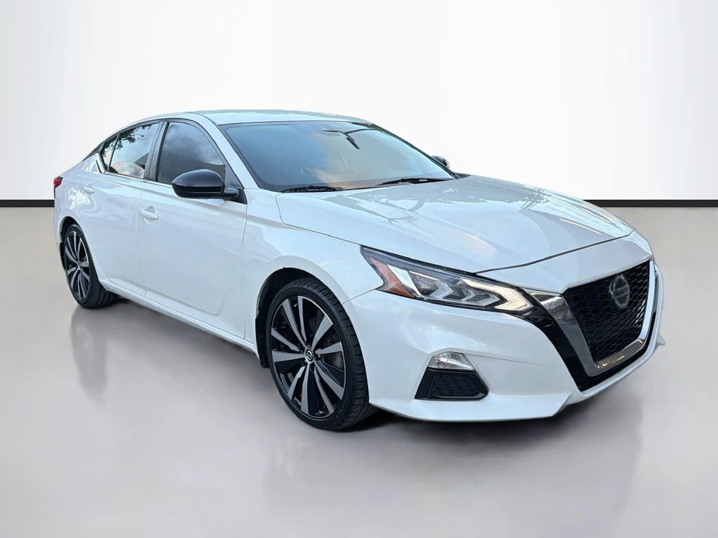 2020 Nissan Altima SR