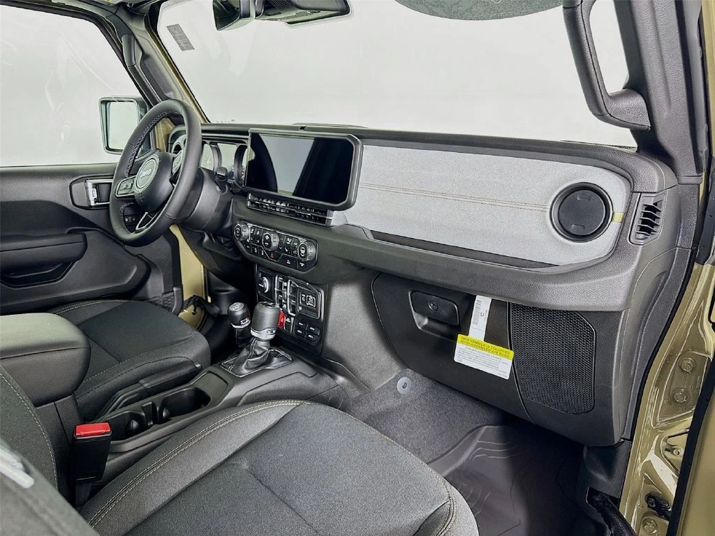 2025 Jeep Gladiator Willys - Photo 31