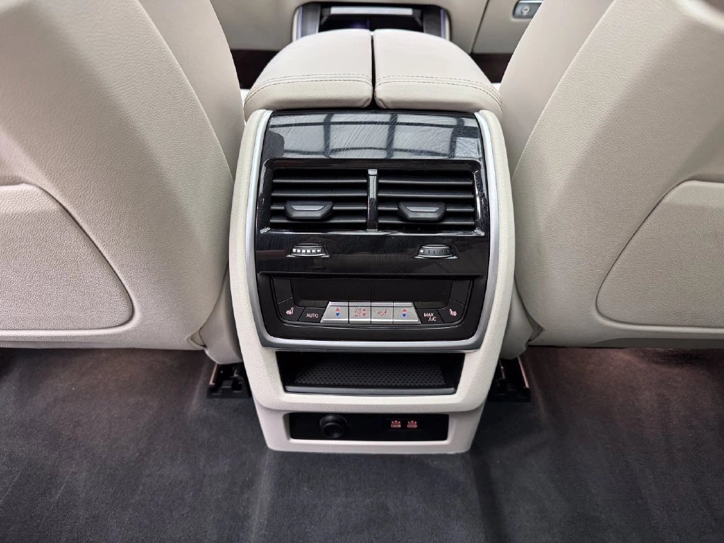 2026 BMW X5 40i - Photo 13