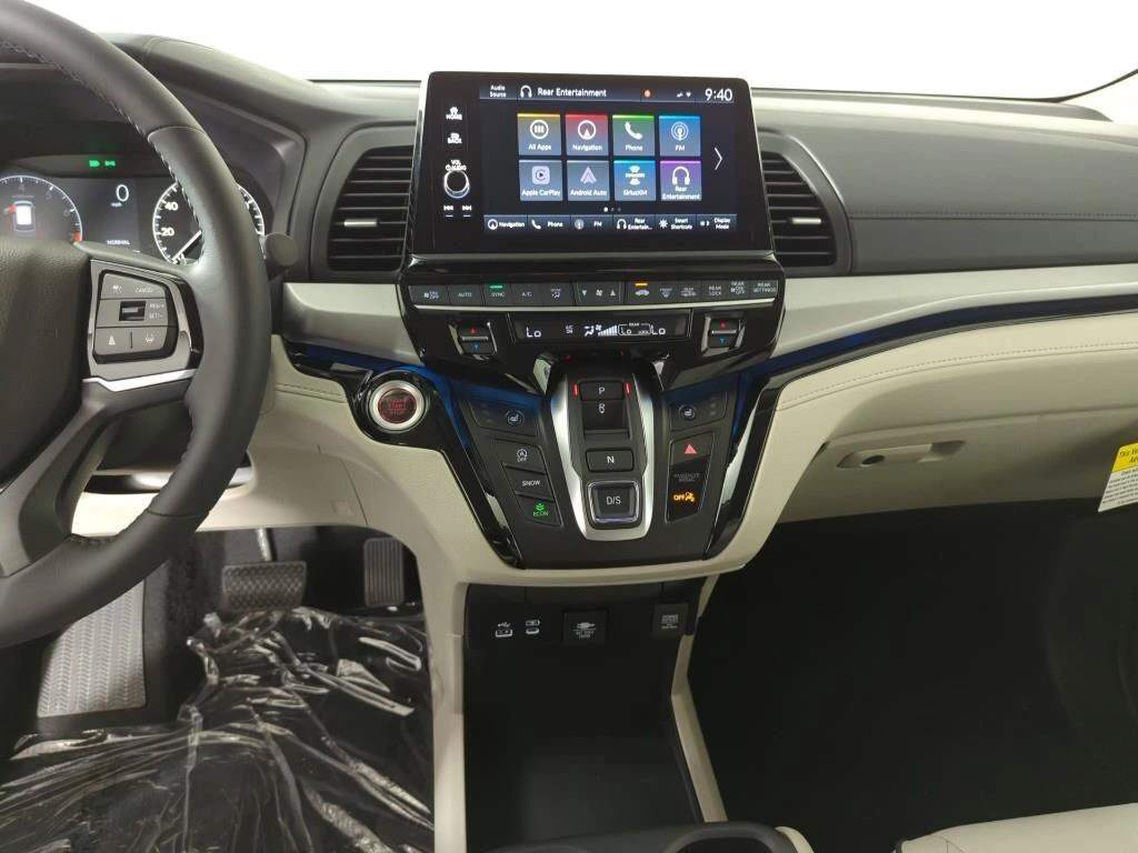2026 Honda Odyssey Touring - Photo 16