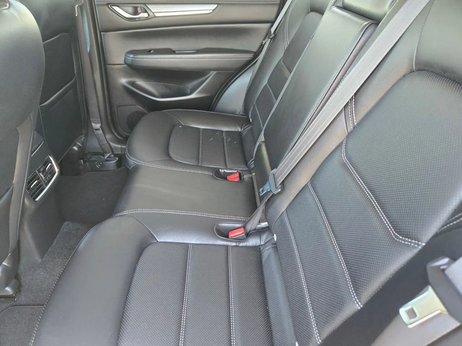 2024 Mazda CX-5 2.5 S Premium photo 10