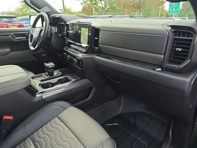 2024 Chevrolet Silverado 1500 ZR2 photo 33