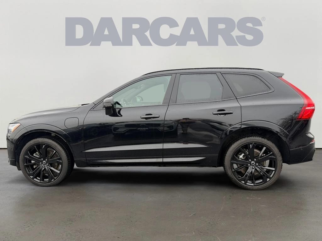 2024 Volvo - image 4