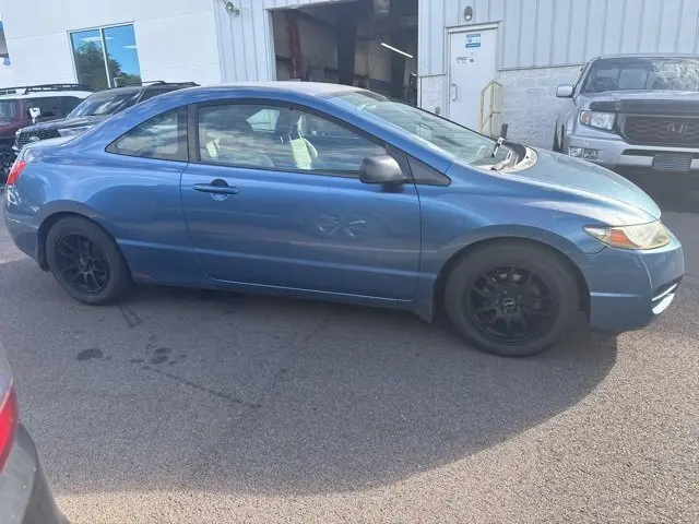 2010 Honda Civic LX photo 3