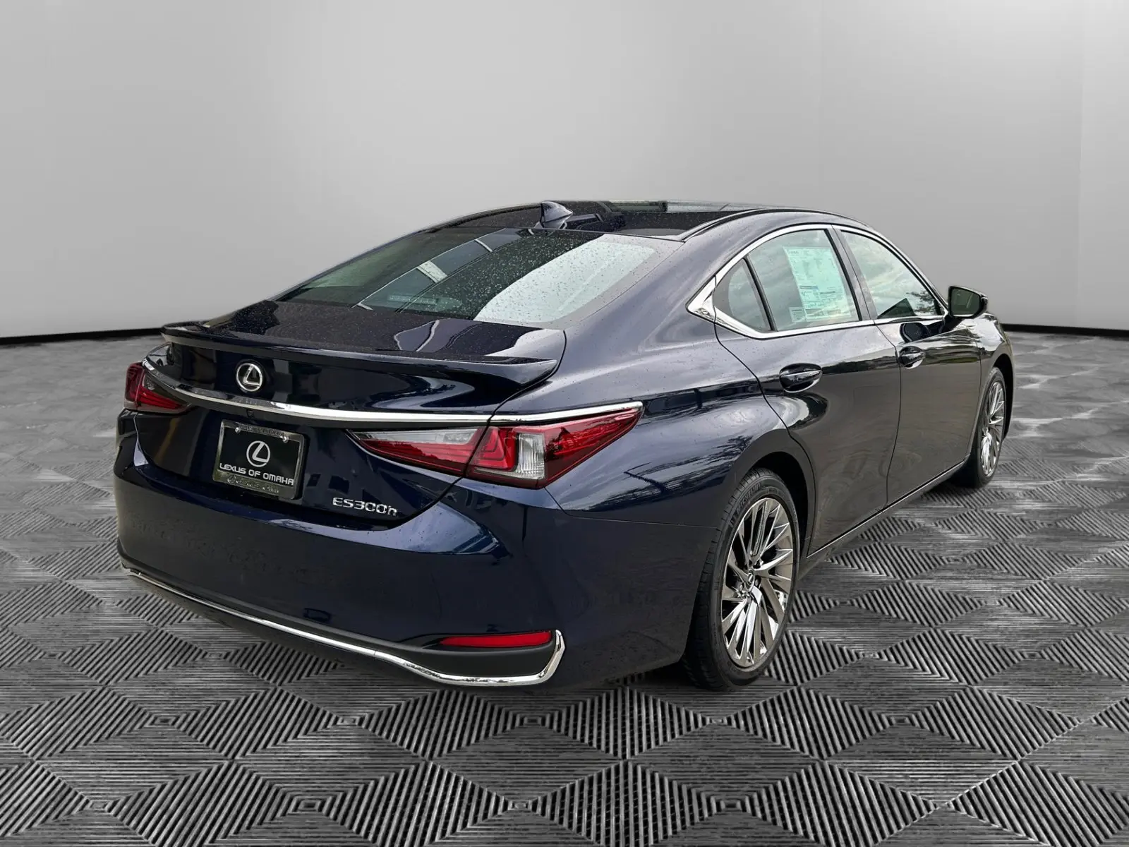 2025 Lexus ES 300h Ultra Luxury photo 5