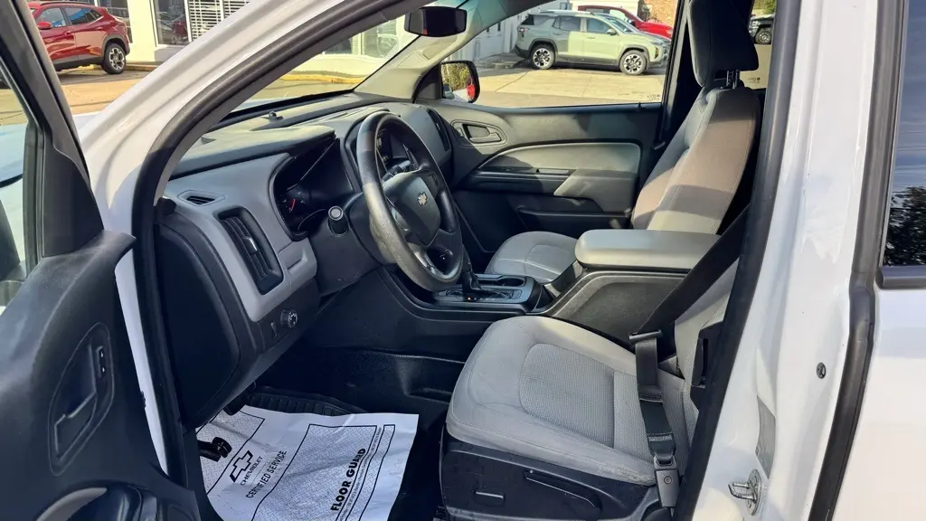 2016 Chevrolet Colorado Work Truck photo 4