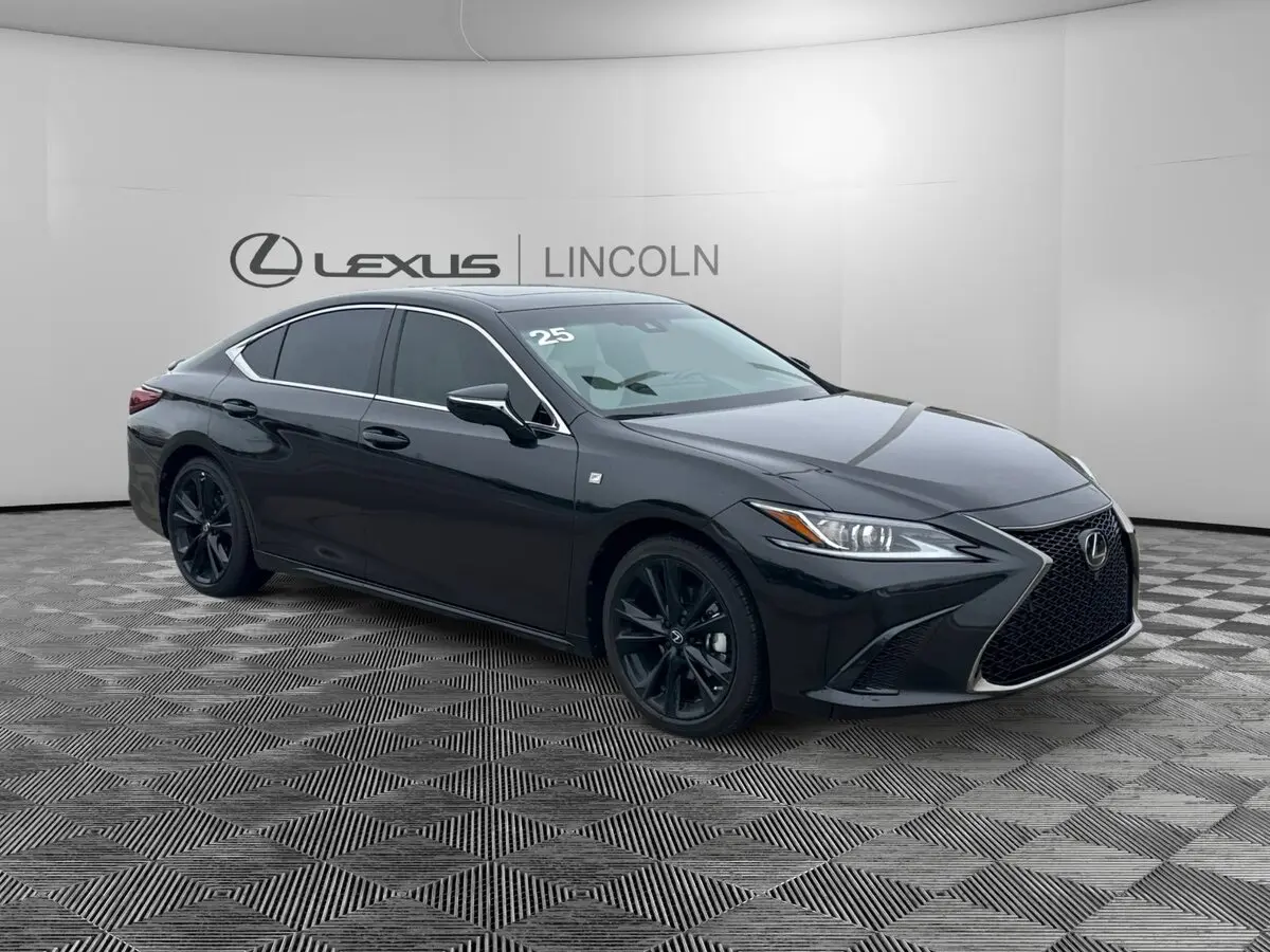 2025 Lexus ES 350 F SPORT Handling's photo