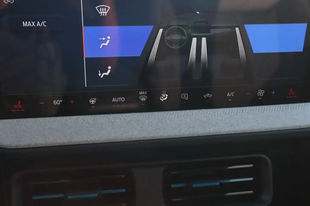 2025 Ford Maverick XLT photo 6