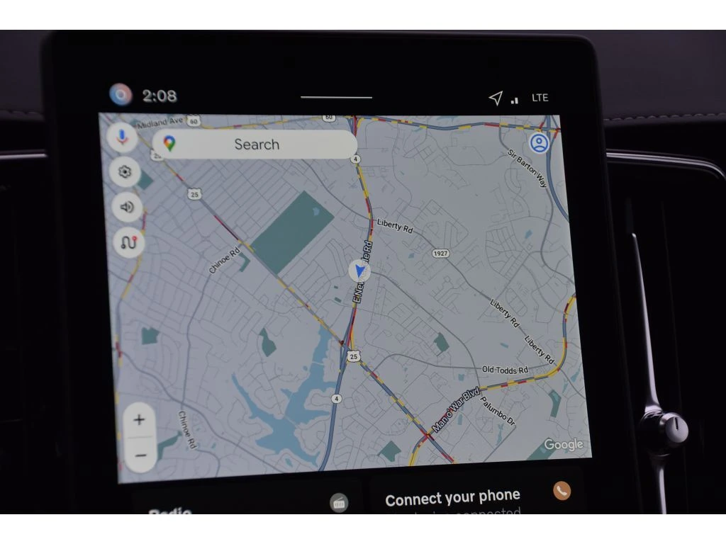 2026 Volvo - image 20