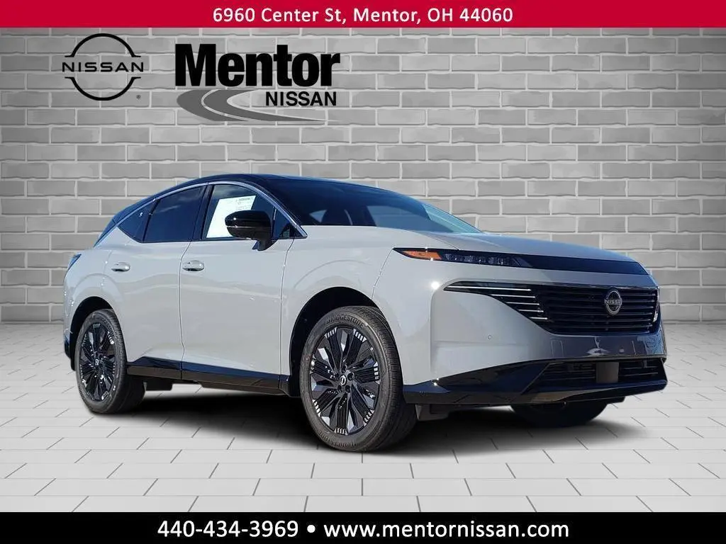 2026 Nissan Murano Platinum's photo