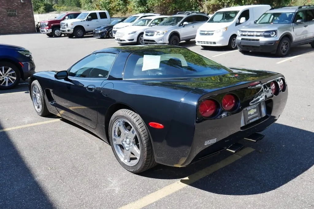 1997 Chevrolet Corvette Base photo 4