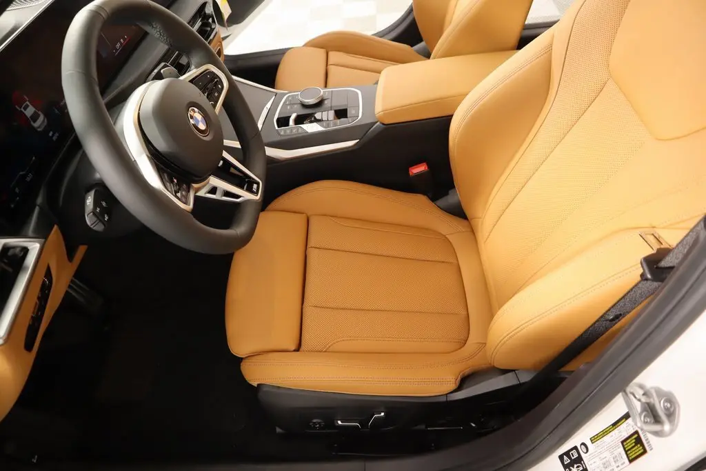 2025 Bmw 330i photo 11
