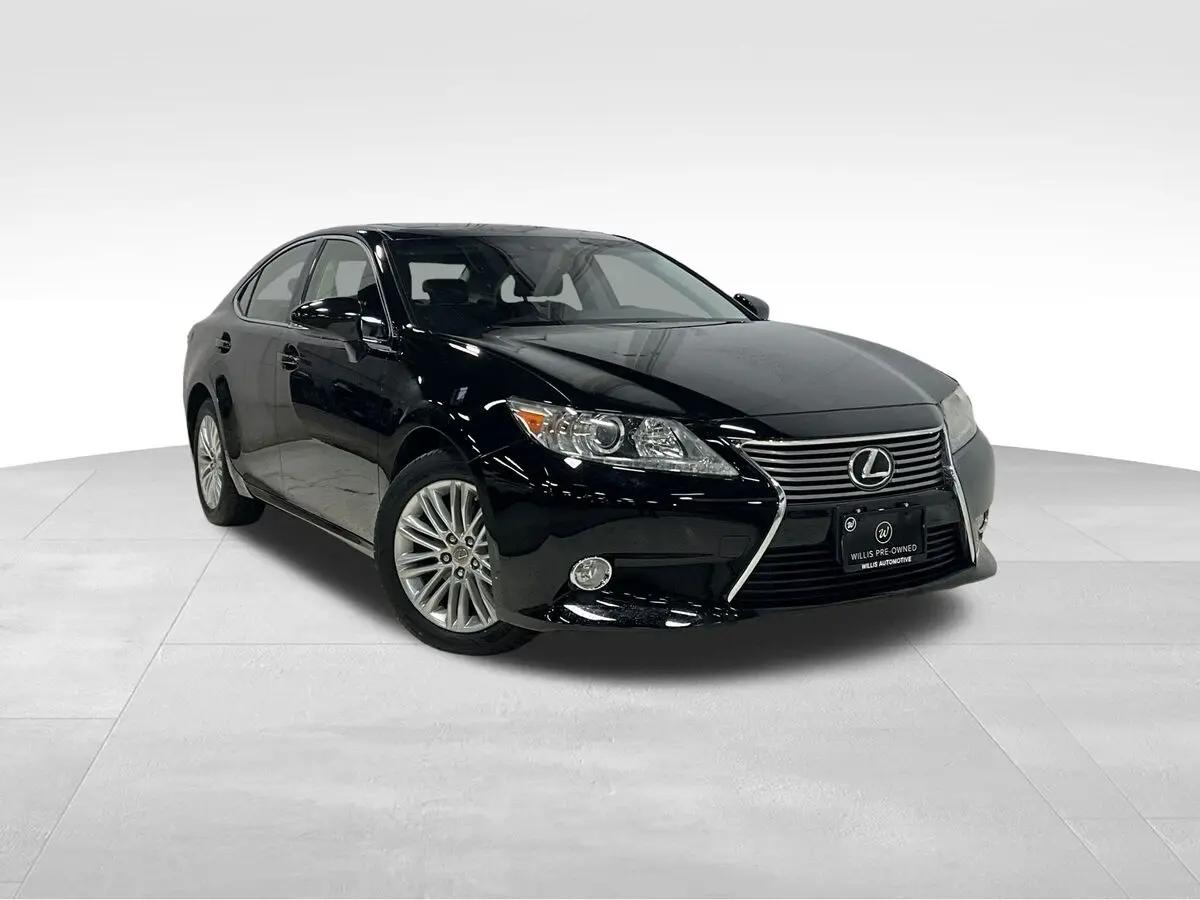 2013 Lexus ES 350's photo