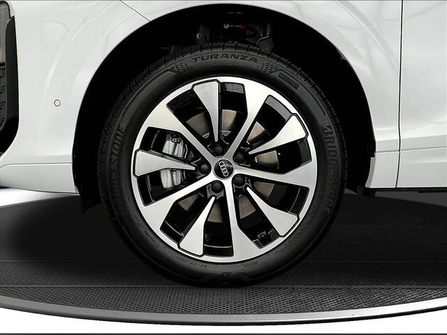 2026 Audi Q3 Base - Photo 16