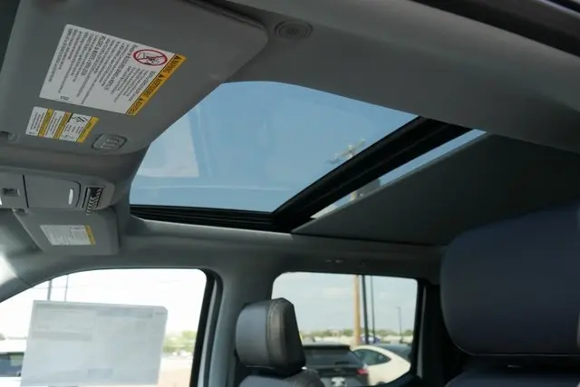 2026 Ford F-250 photo 3
