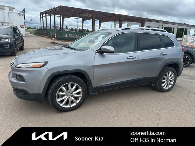 2015 Jeep Cherokee's photo