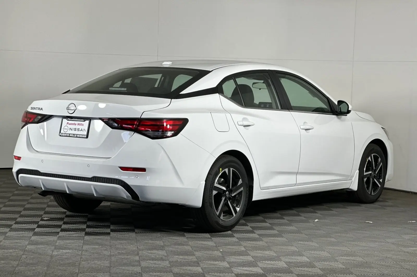 2025 Nissan Sentra SV photo 3