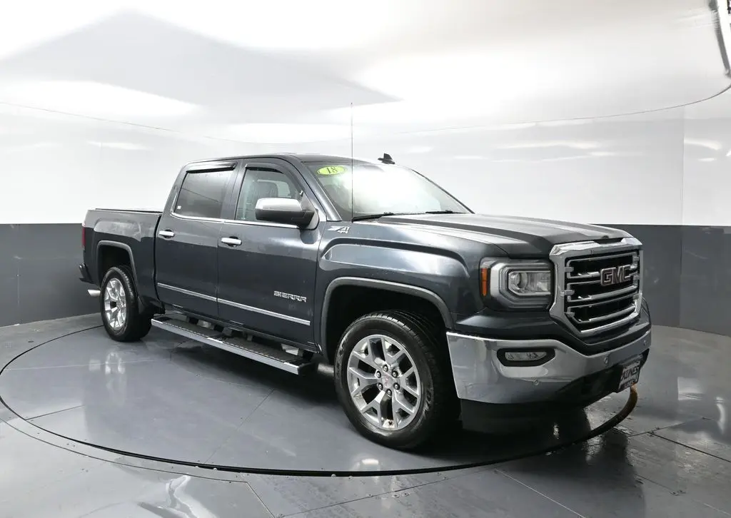 2018 Gmc Sierra 1500 SLT photo 3