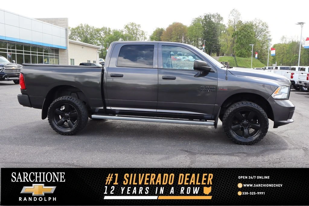 2014 RAM 1500 Express 4x4 Crew Cab's photo