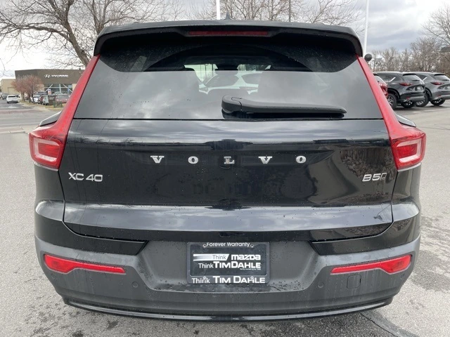 2024 Volvo - image 6