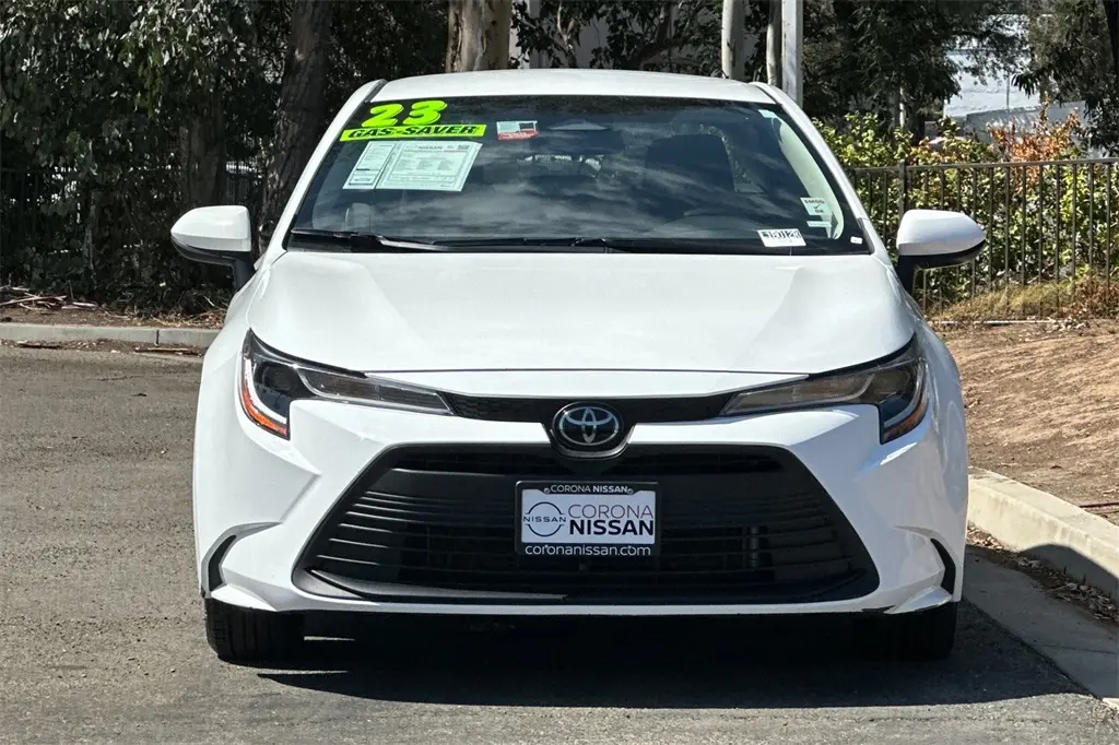 2023 Toyota Corolla LE photo 6