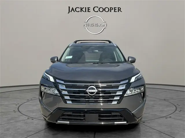 2026 Nissan Rogue Platinum photo 8