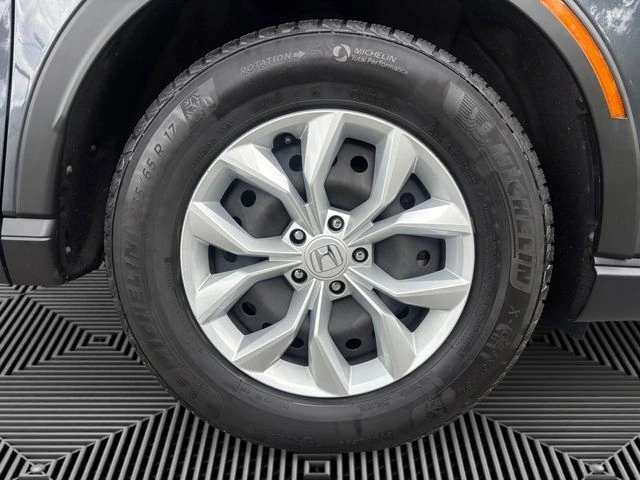 2024 Honda CR-V LX - Photo 14