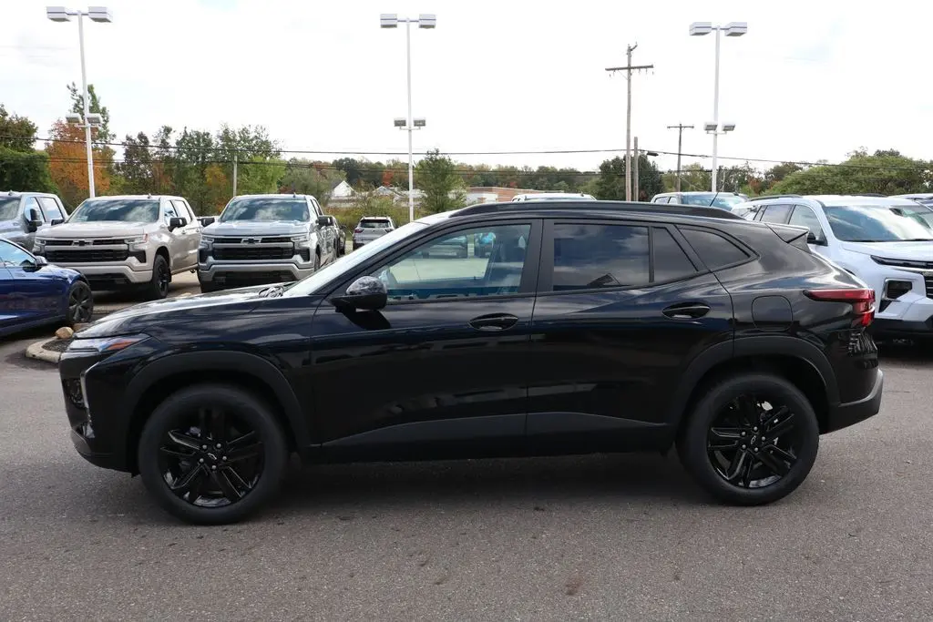 2025 Chevrolet Trax ACTIV photo 18
