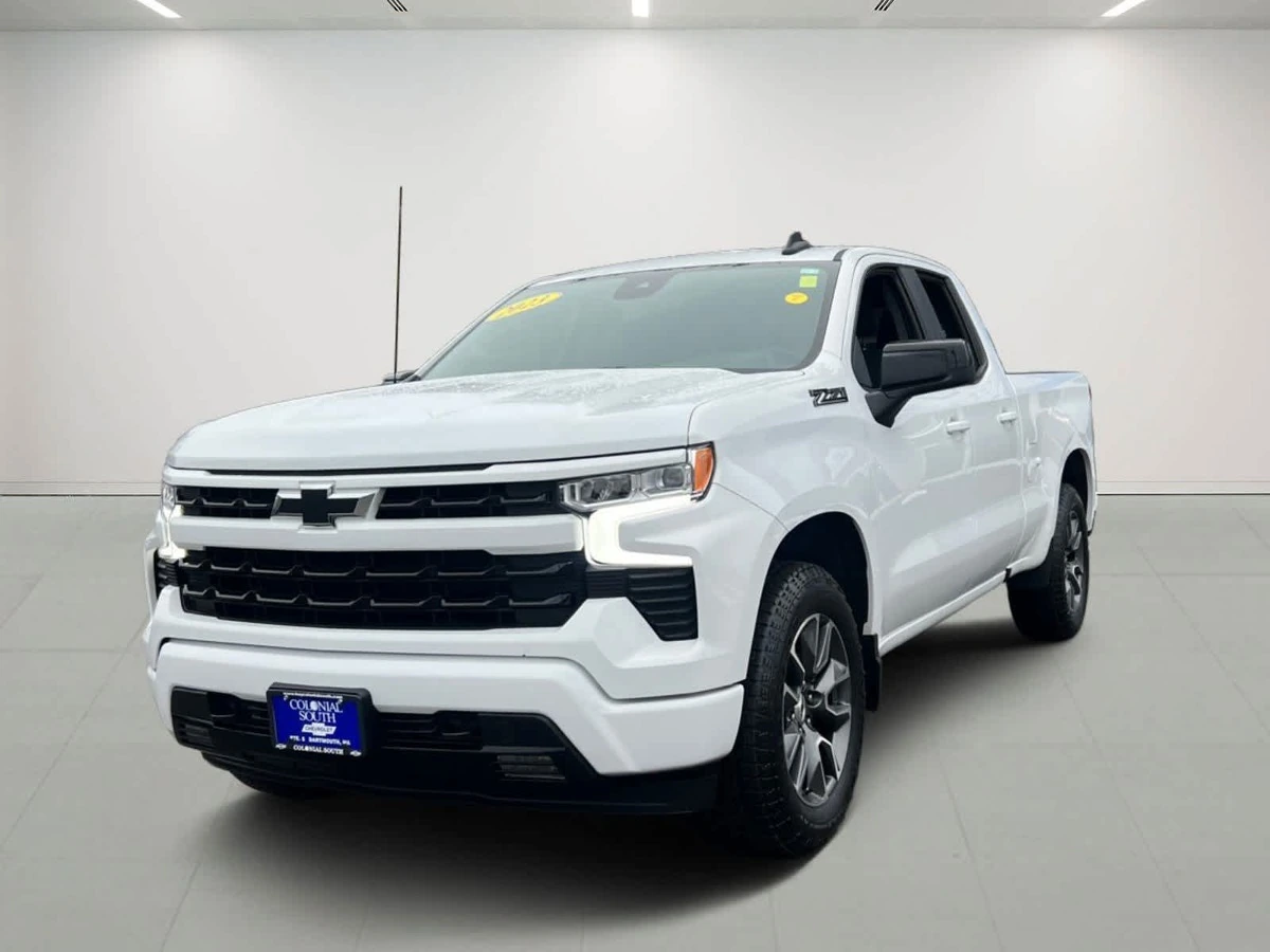 2023 Chevrolet Silverado Base's photo