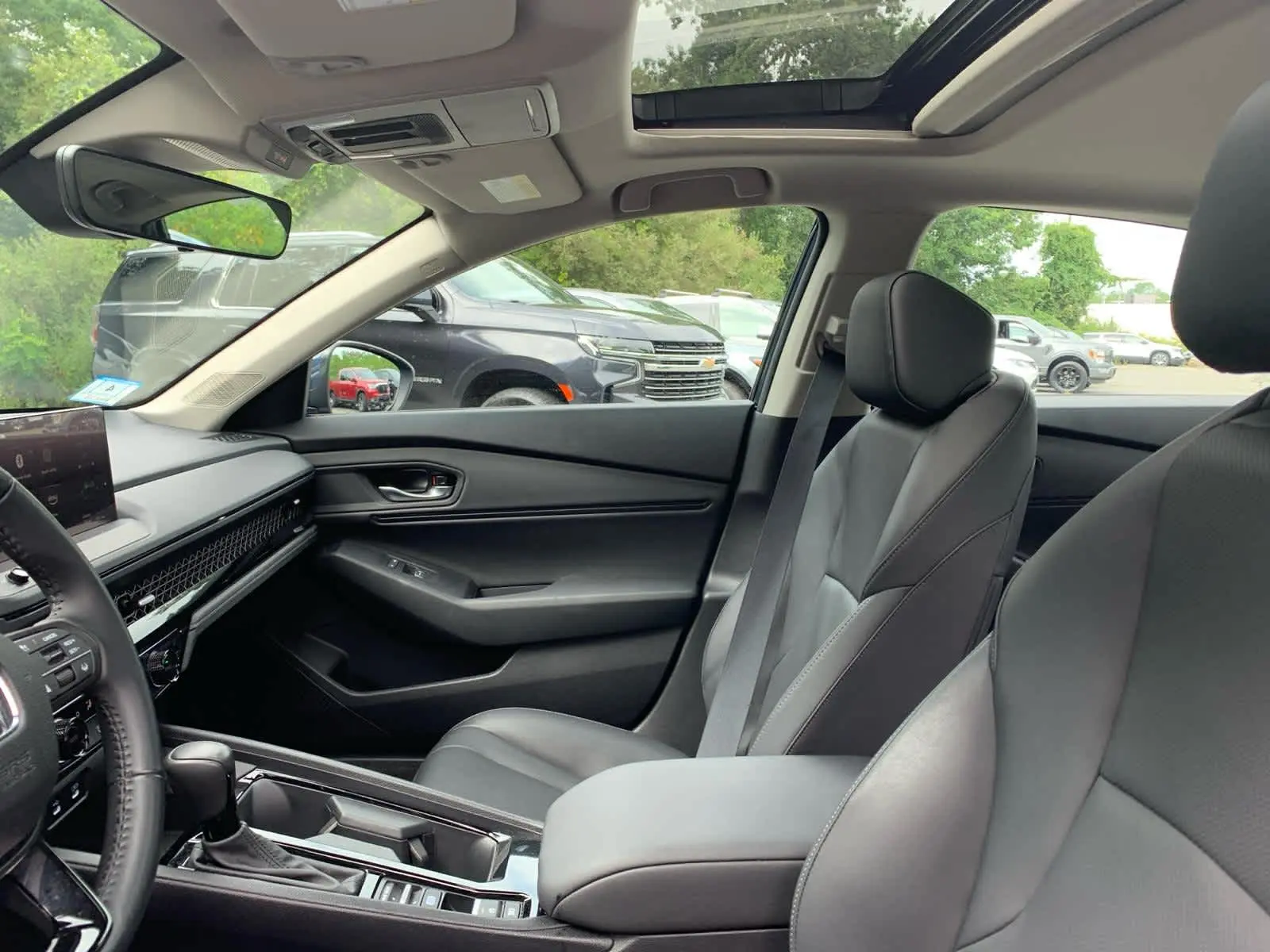 2025 Honda Accord Hybrid EX-L photo 11