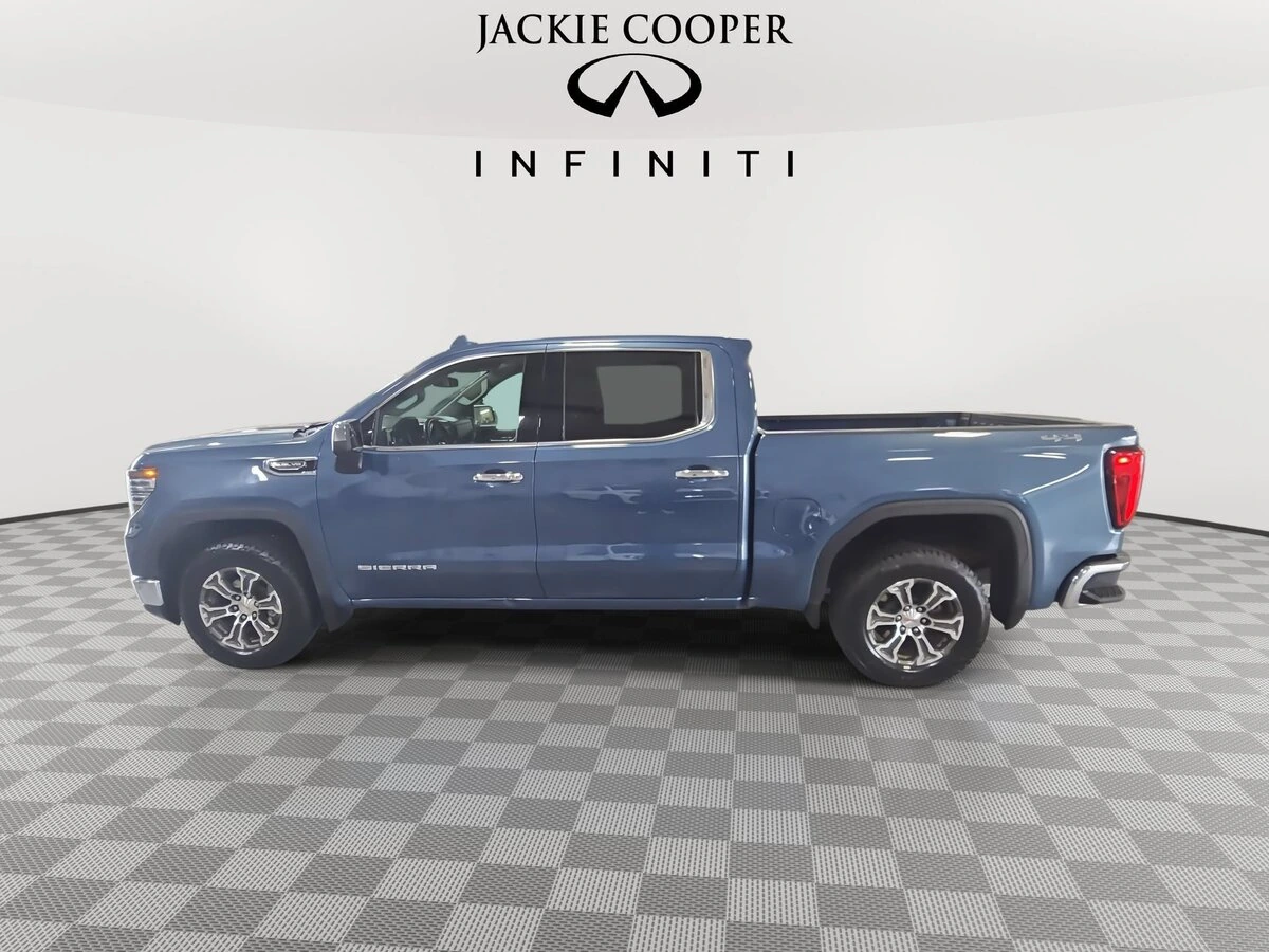 2024 GMC Sierra 1500 SLT - Photo 8