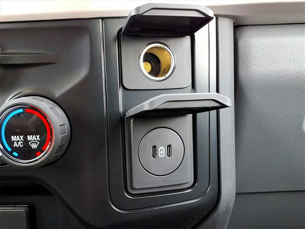 2026 Ford F-250 photo 8