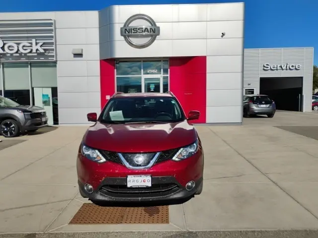 2019 Nissan Rogue Sport SL photo 2