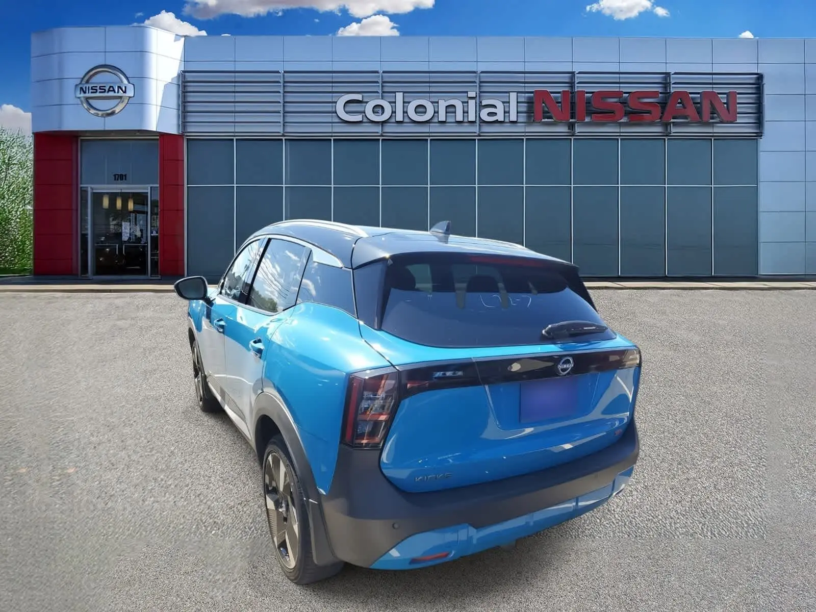 2025 Nissan Kicks SR photo 3