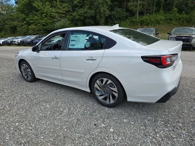 2025 Subaru Legacy Touring XT photo 3