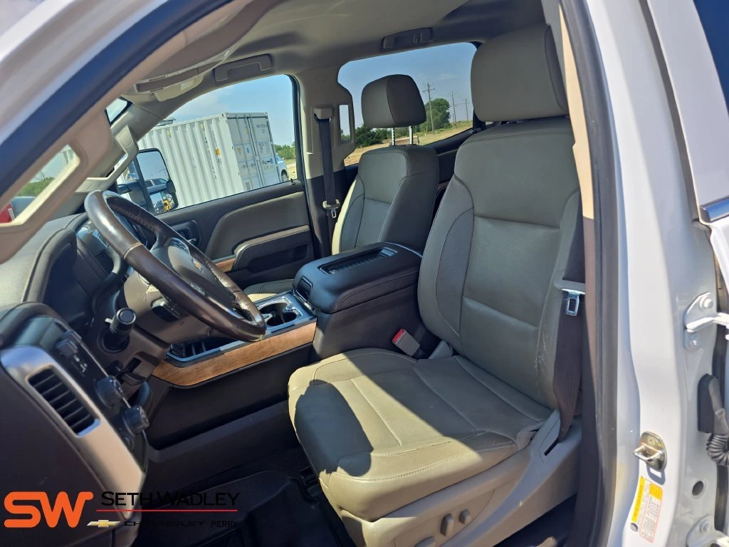 2018 Chevrolet Silverado 2500HD LTZ - Photo 16